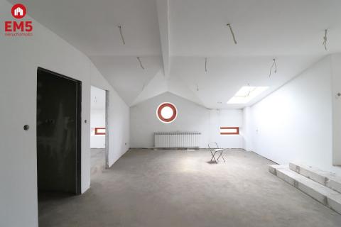 Business premises for sale