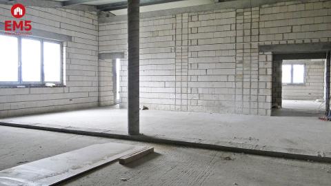 Fasty. Budynek użytkowy 400 m2