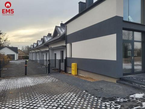 Nowoczesna szeregówka.