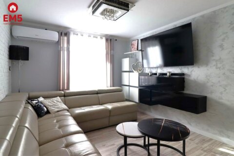 Wohnung zu verkaufen