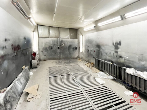 Business premises for sale