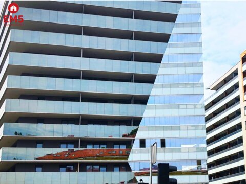 Business premises for rent