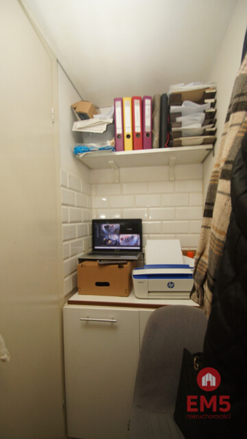 Business premises for rent