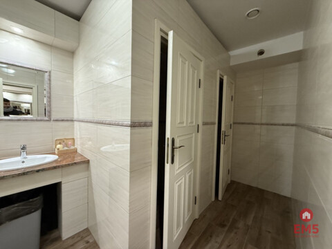 Business premises for rent