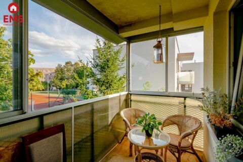 Ładne 2 pokoje z miejscem garażowym