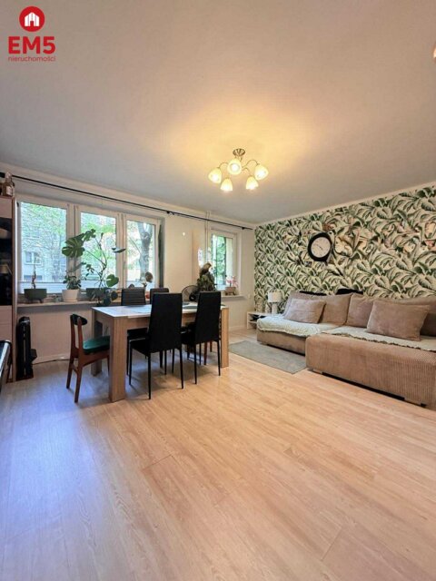 Ładne 3 pokoje na parterze  Ul. Antoniukowska