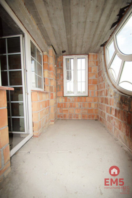 Dom na inwestycje w Ogrodniczkach.