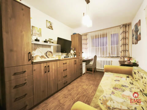 Mieszkanie 4-pokojowe na 1 piętrze