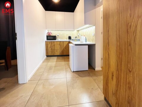 Business premises for rent