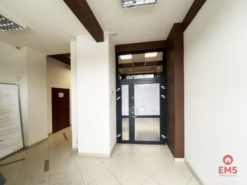 Business premises for rent