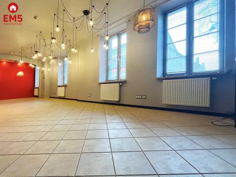 Parter, centrum, handlowo-usługowy 150 m2.
