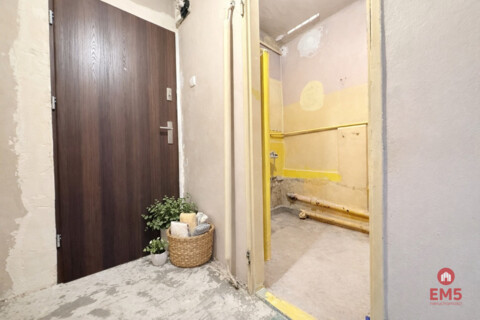 Do remontu 3 pokoje Antoniukowska