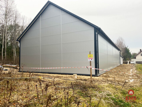 Hala pod miastem 150-350 m2