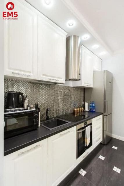 Dwa apartamenty, inwestycyjnie