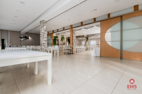 Business premises for sale