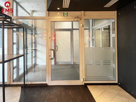 Parter, centrum, handlowo-usługowy 150 m2.