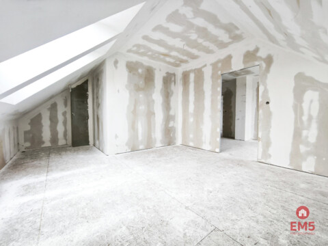 Dom wolnostojący 160 m² blisko jeziora i lasu