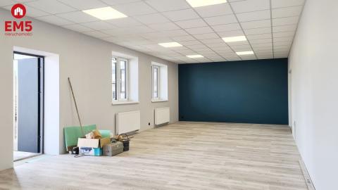 Business premises for rent