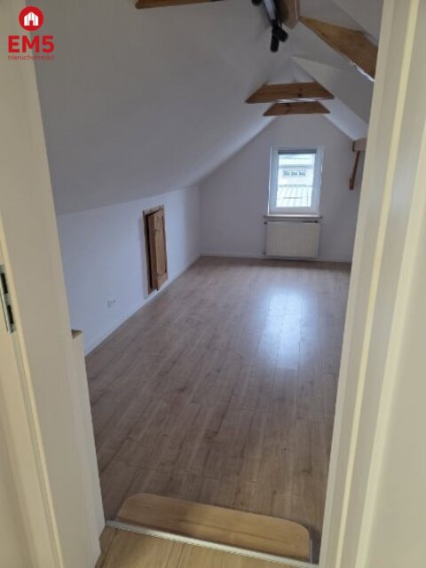 Business premises for rent