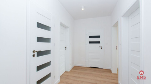 Apartament piętrowy z widokiem na jezioro Białe