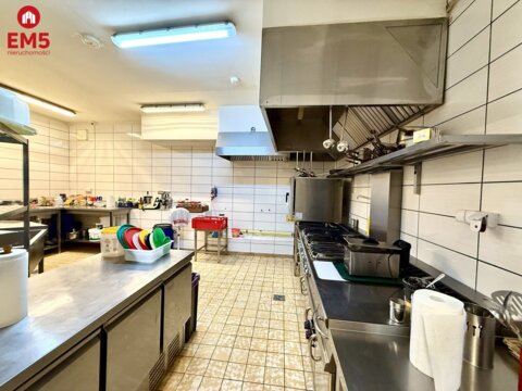 Business premises for rent