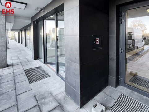 Business premises for rent