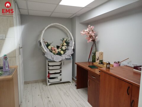 Atrakcyjny lokal w centrum, studio w prestiżowej l