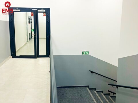 Business premises for rent