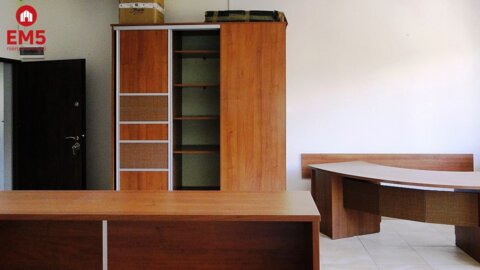 Business premises for rent