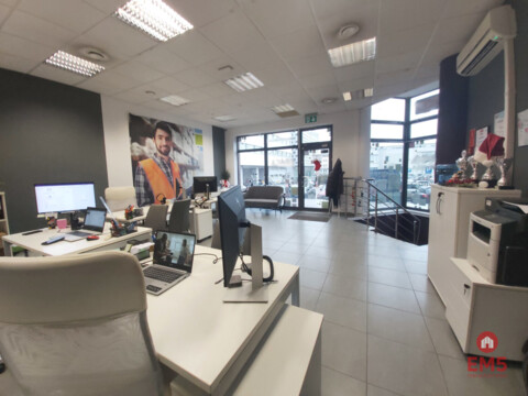 Business premises for rent