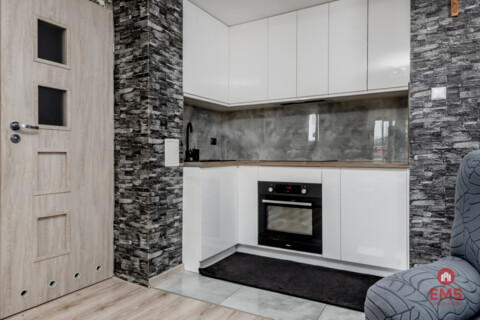 Dwa pokoje w centrum z balkonem