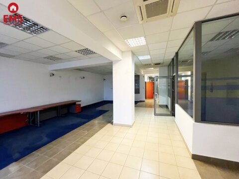 Business premises for rent