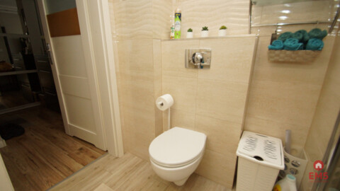 2 pokoje, z miejscem parkingowym