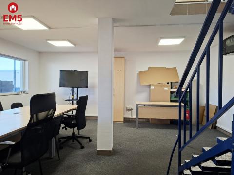 Warehouse/hall for rent