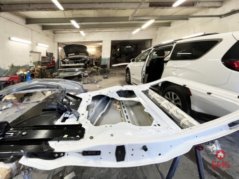 Gotowy biznes! Auto-serwis i mieszkanie