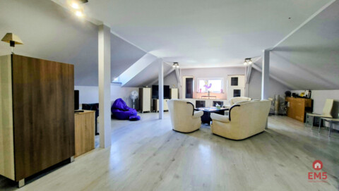 Apartament 90 m2, Raginisa