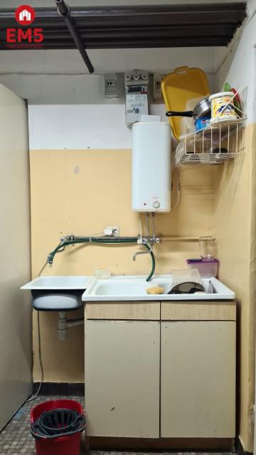 Business premises for rent