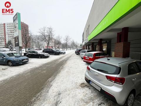 Lokal handlowy 100 m2  Okazja