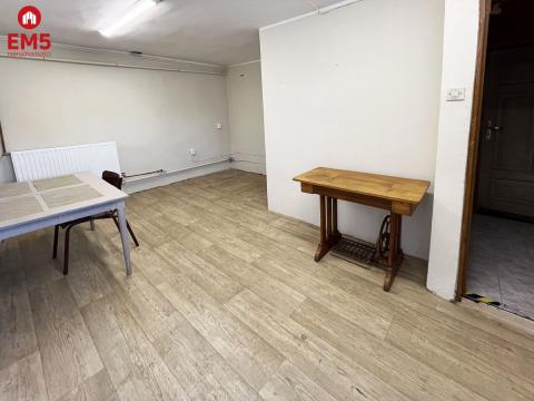 175m2 w samodzielnym budynku
