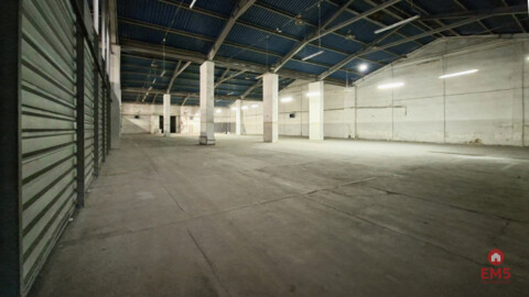 Hala-magazyn z rampą 1200 m2