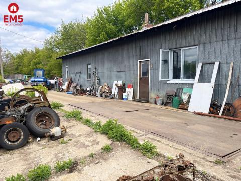 Business premises for rent