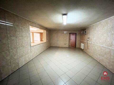 180 m2 na catering, handel, usługi