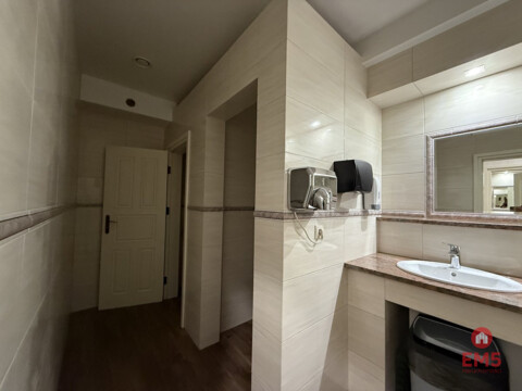 Business premises for rent