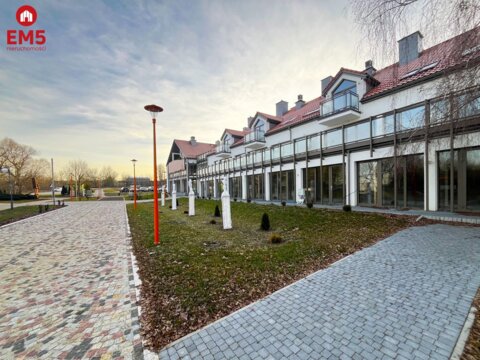 Business premises for rent