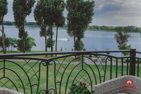 Apartament klasy Premium z widokiem na Jezioro