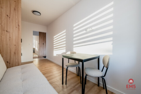 Mikro kawalerka na Wyszyńskiego