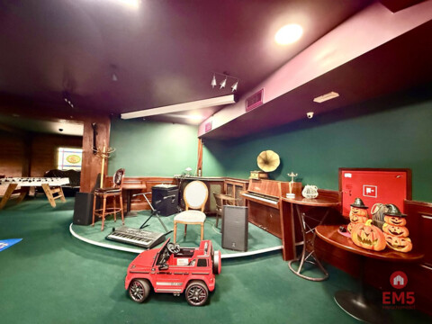 Business premises for rent