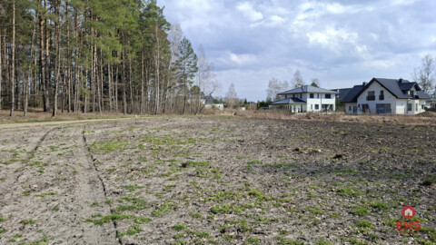 Działka blisko lasu w Solniczkach. 1109 m2