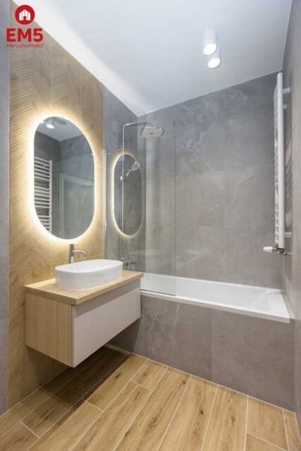 Apartament 3-pokojowy, 2 piętro