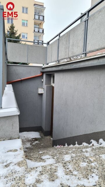 Lokal użytkowy z rampą, 90 m2